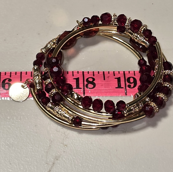 Vintage Red Faceted Beaded Gold Tone Coil Bracelet - Picture 5 of 5